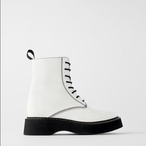 ⚡️MOVING SALE ⚡️
 Zara flat leather ankle boots ⚡️MOVING SALE ⚡️